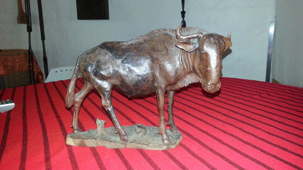 Hard wood Gnu